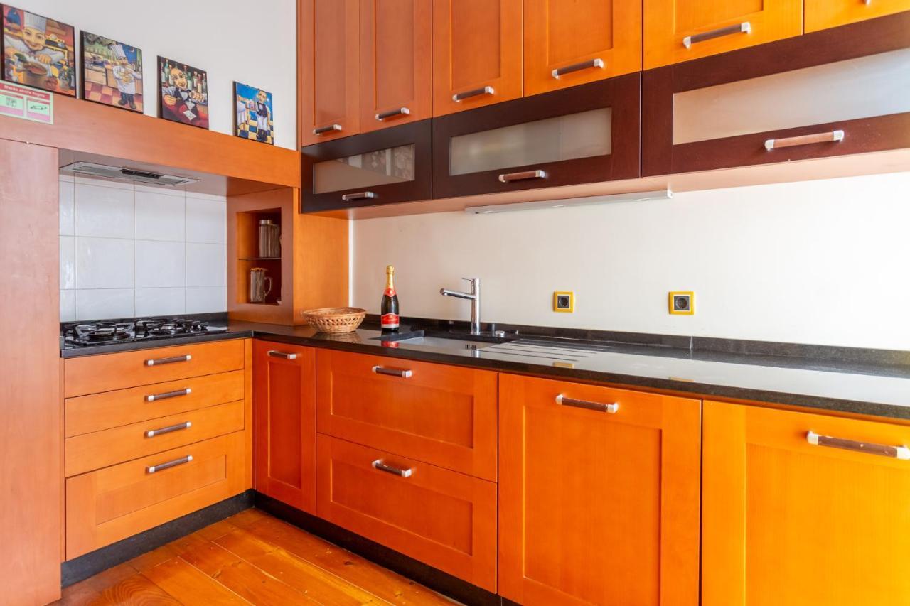 ליסבון Bright 2 Bedroom Apt 100M From Av. Liberdade מראה חיצוני תמונה